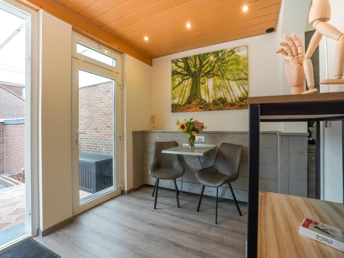 Villa Terraced House In Kerkrade With A Garden Exterior foto